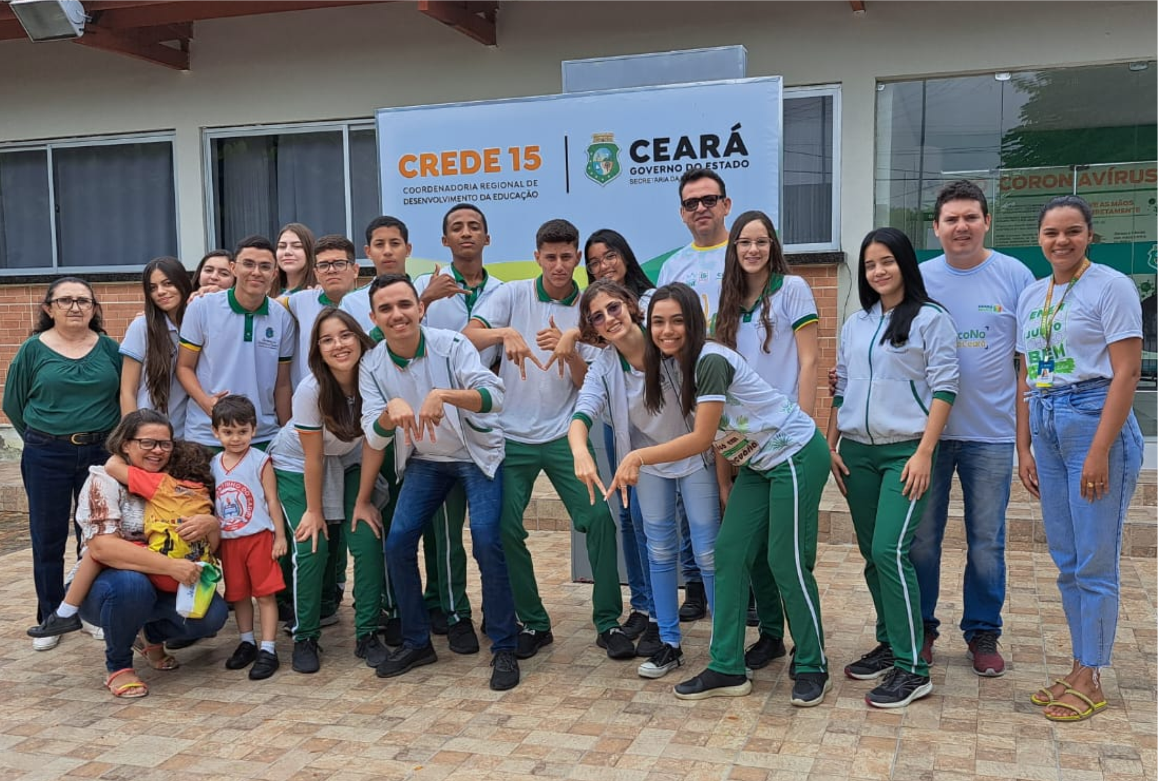 Coordenadora da Crede recebe visita de alunos Protagonistas da EEEP Monsenhor Odorico de Andrade